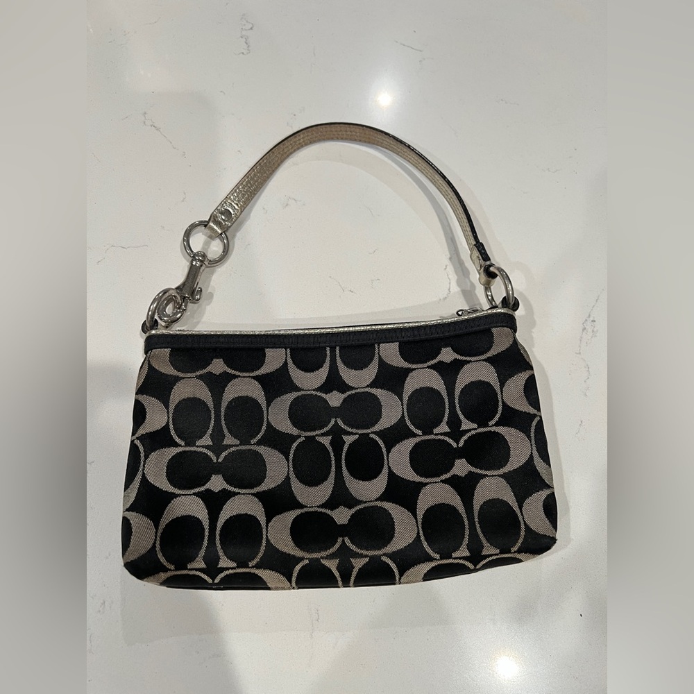 Coach Poppy Wristlet Purse - Picture 3 of 5